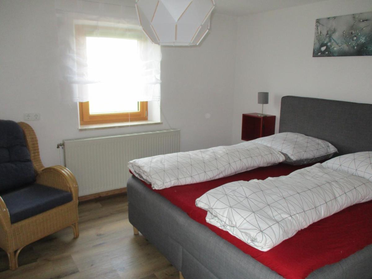 Ferienwohnung Roesch Feuchtwangen Esterno foto